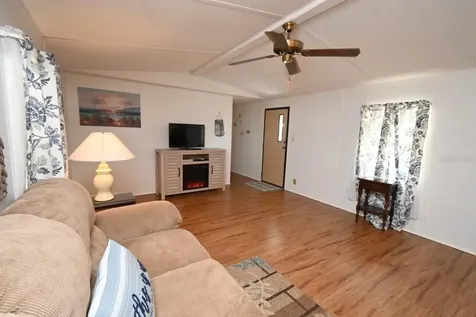 34940 Fraser Street Dade City FL 33523