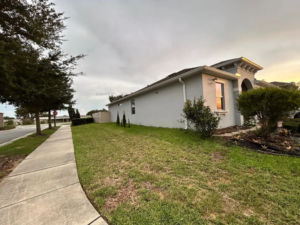 177 Trinity Ridge Circle Davenport FL 33897