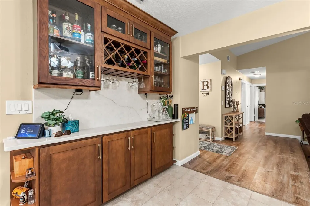 8736 Larwin Lane Orlando FL 32817