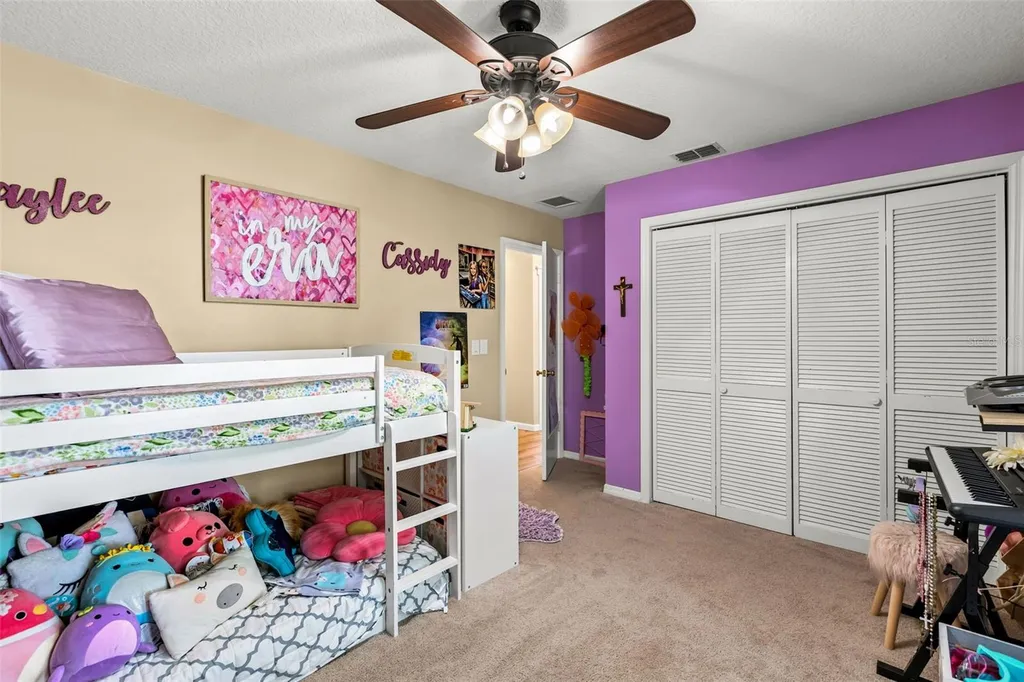 8736 Larwin Lane Orlando FL 32817
