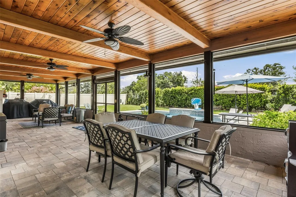 8736 Larwin Lane Orlando FL 32817