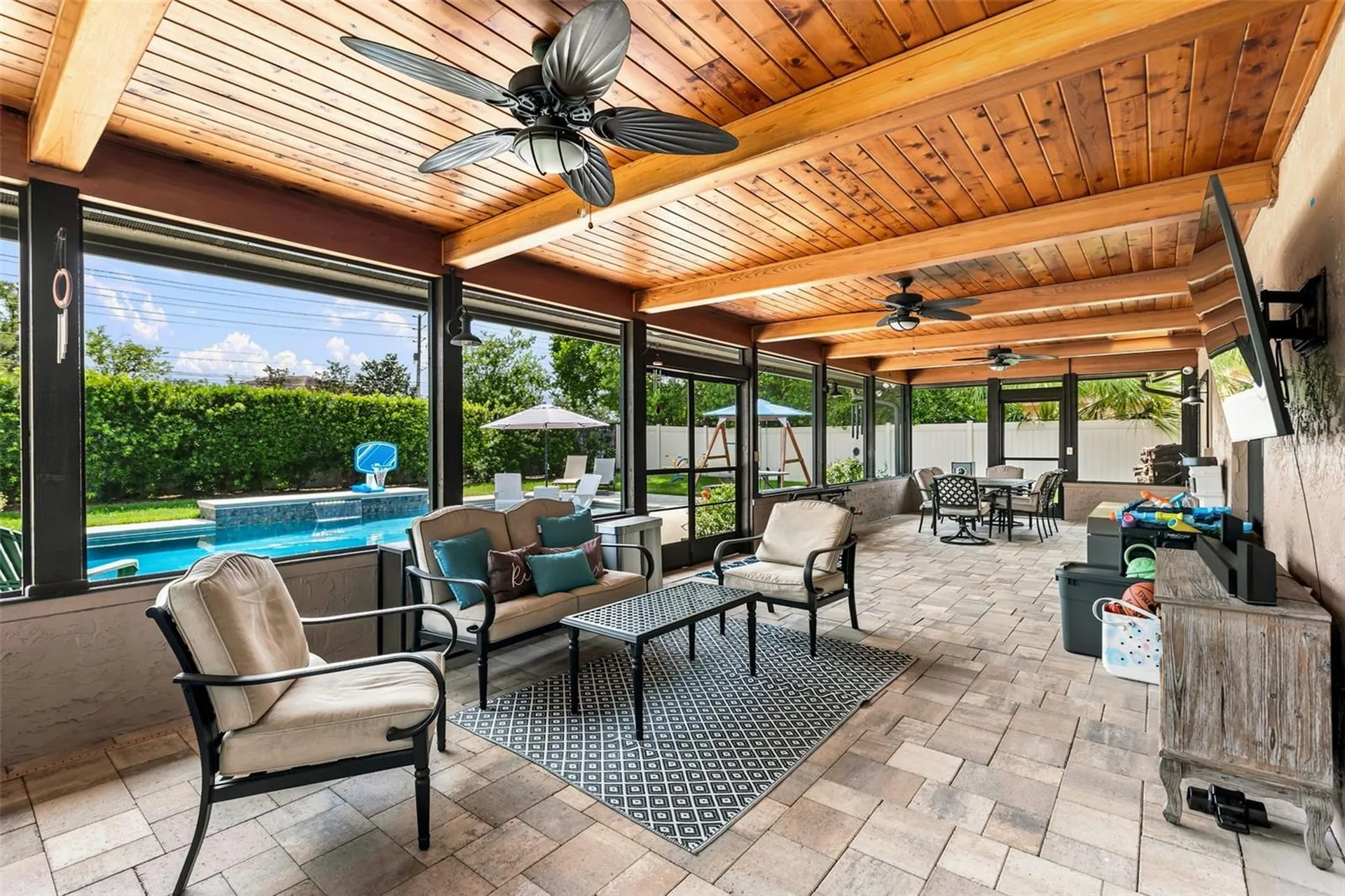8736 Larwin Lane Orlando FL 32817