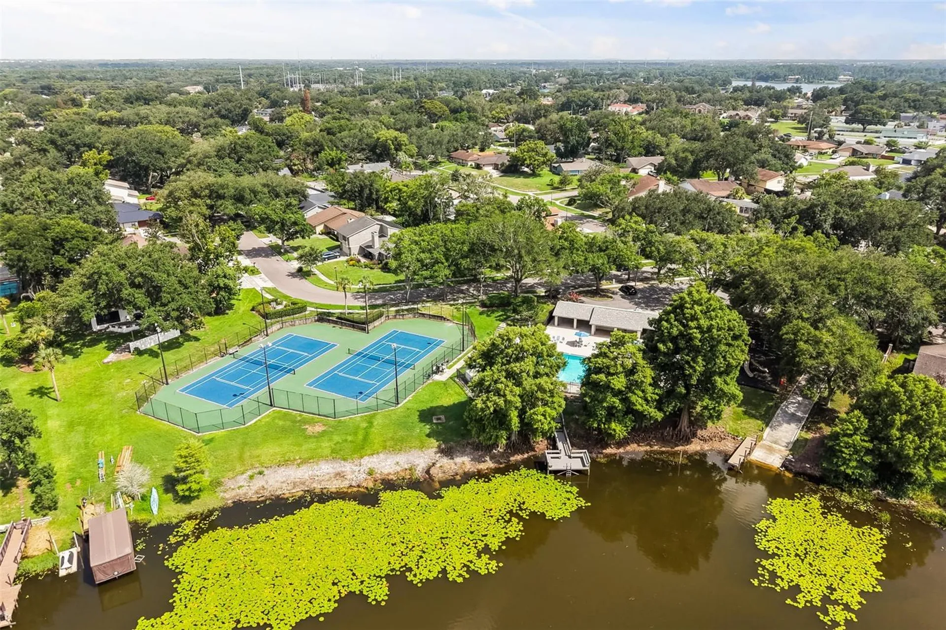 8736 Larwin Lane Orlando FL 32817