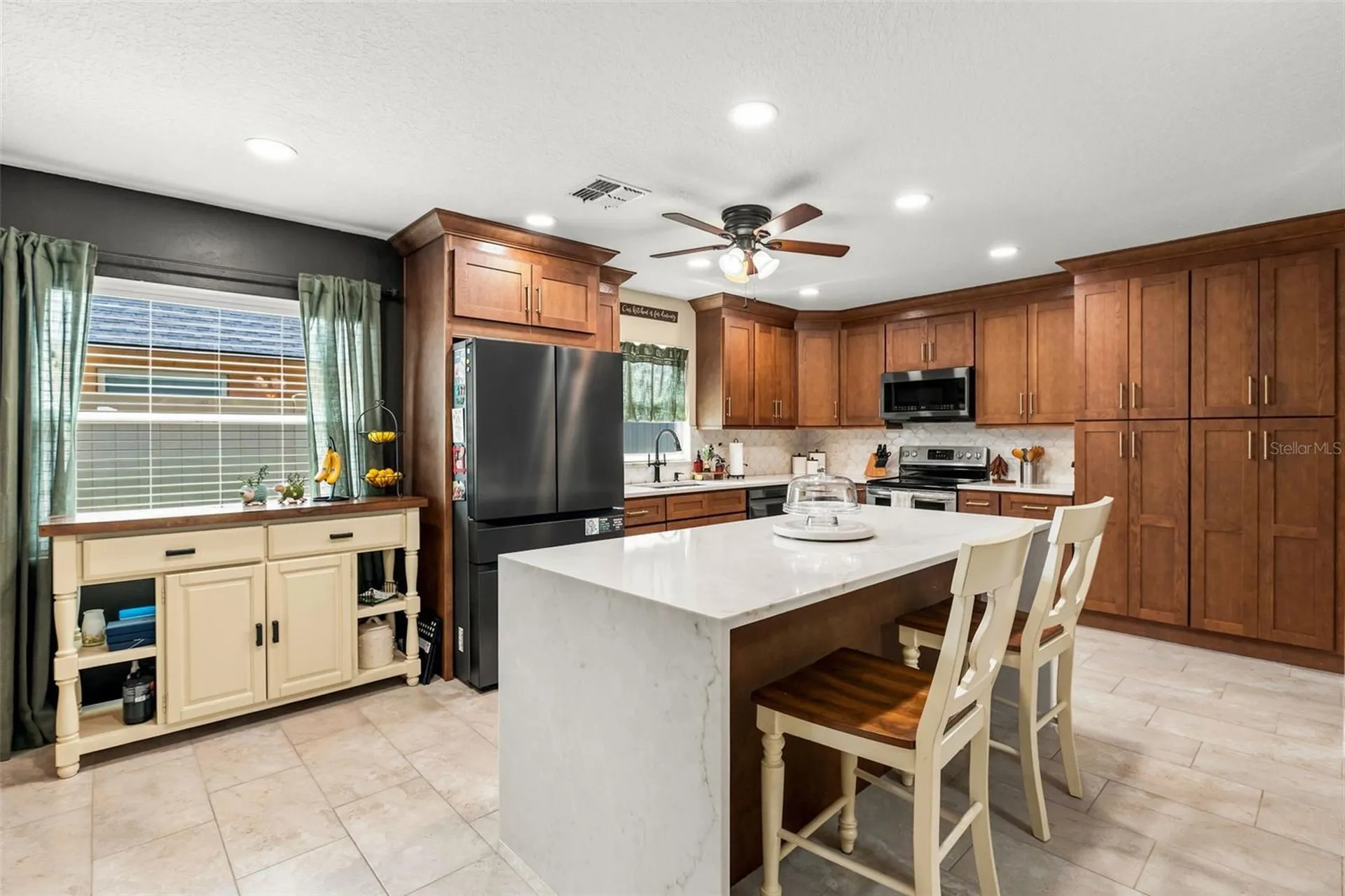 8736 Larwin Lane Orlando FL 32817