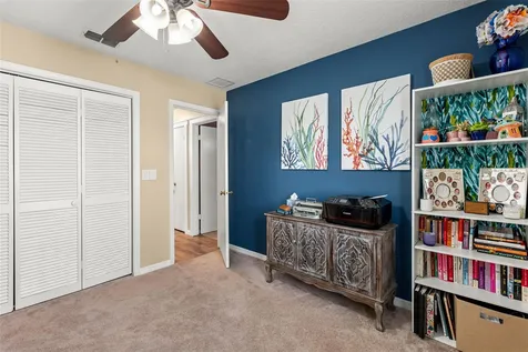 8736 Larwin Lane Orlando FL 32817