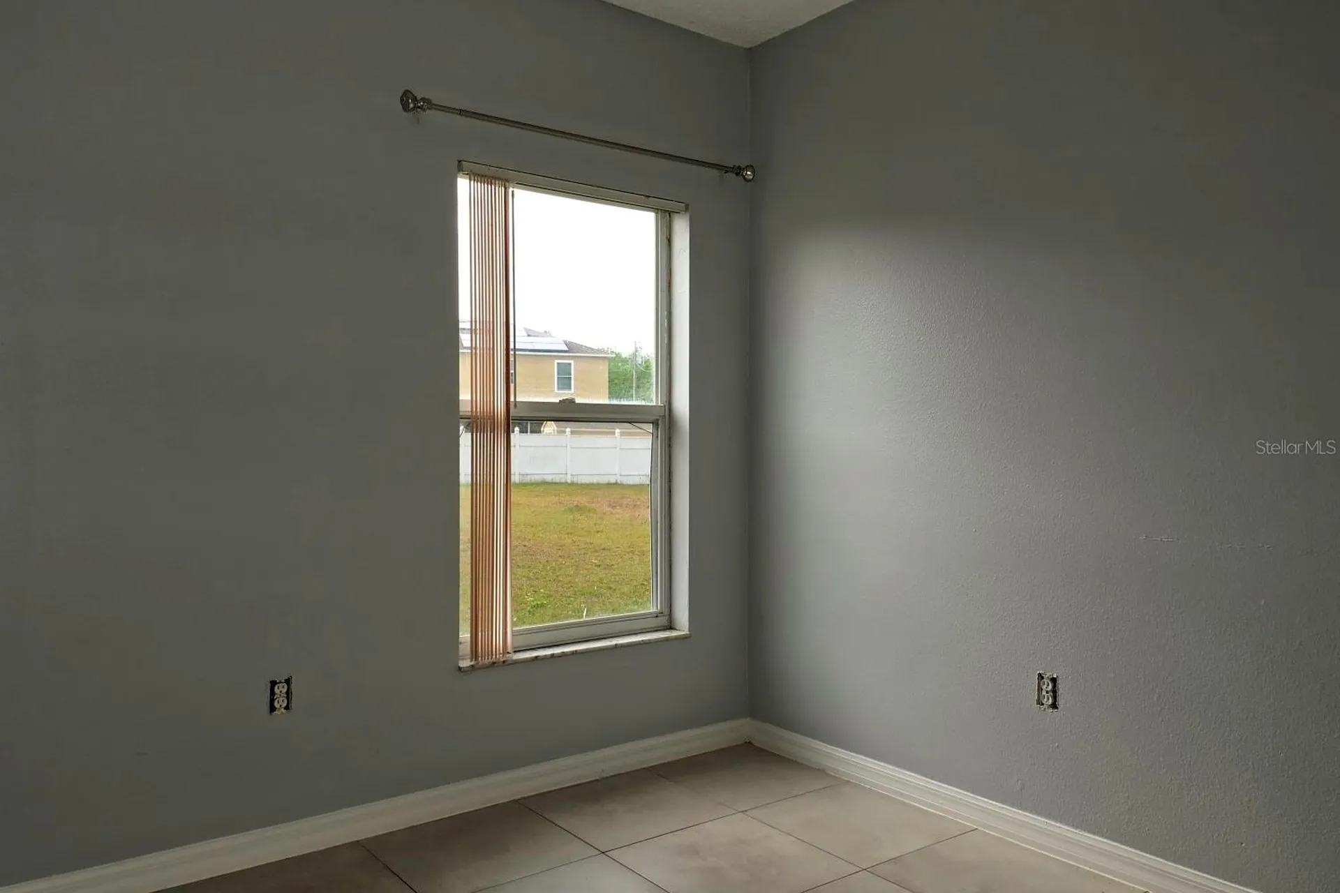 752 Paris Drive Kissimmee FL 34759