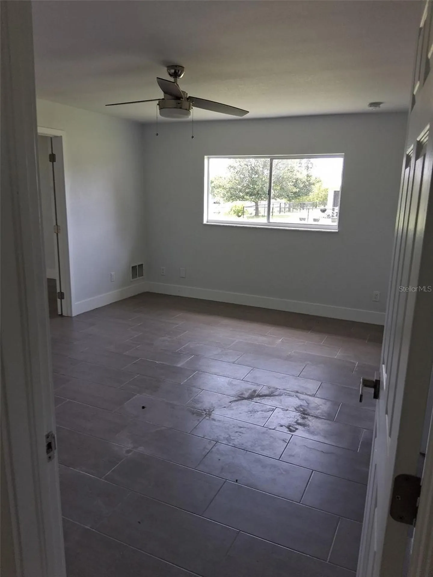 850 SW 15th Street Cape Coral FL 33991