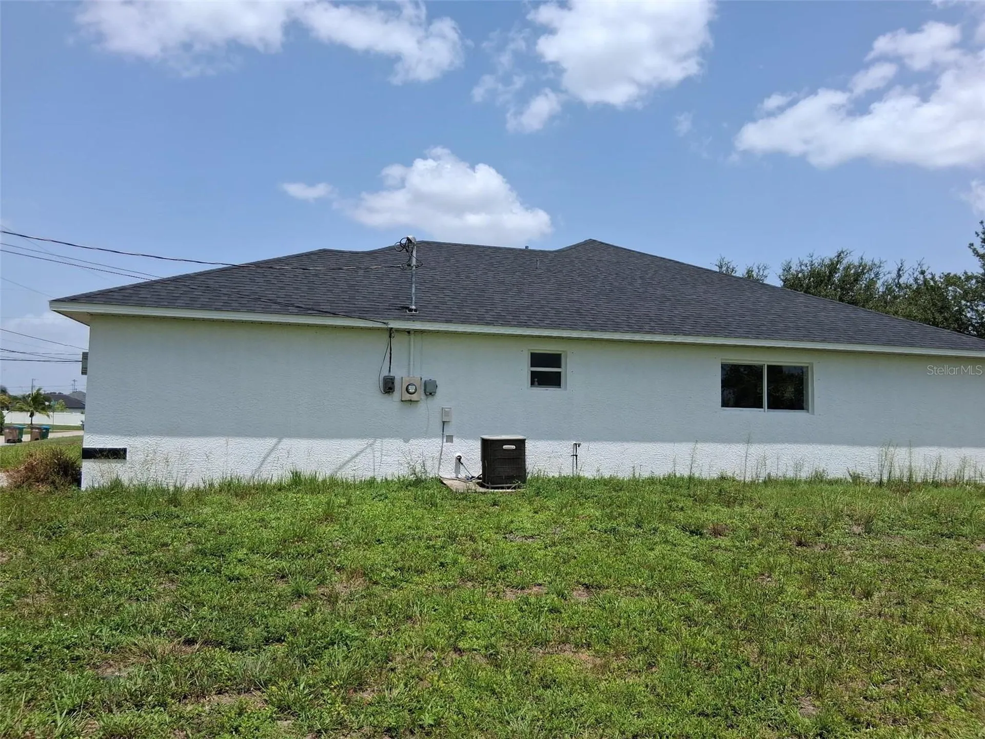 850 SW 15th Street Cape Coral FL 33991