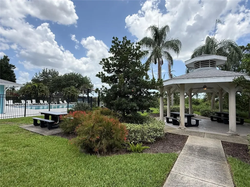 4817 11th Avenue Circle E Bradenton FL 34208