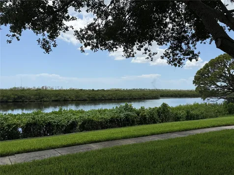 4817 11th Avenue Circle E Bradenton FL 34208