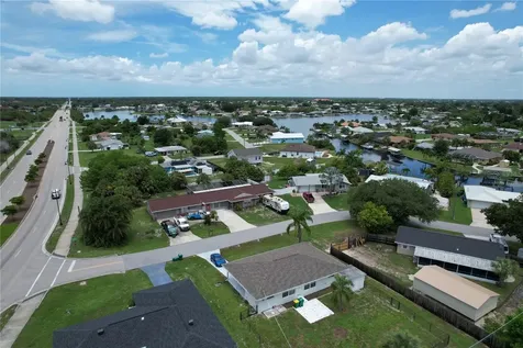 112 Sunnyside Street NW Port Charlotte FL 33952