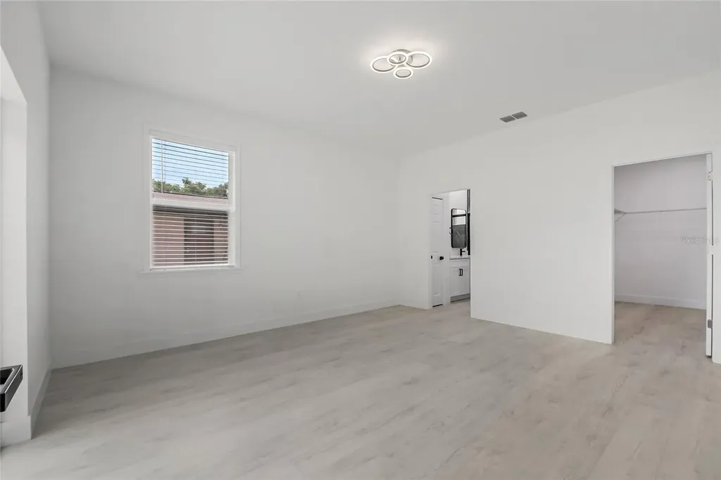 222 Florida Avenue Dundee FL 33838