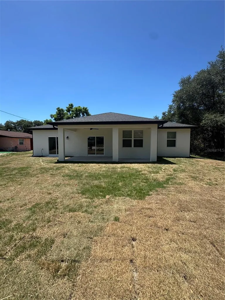 222 Florida Avenue Dundee FL 33838