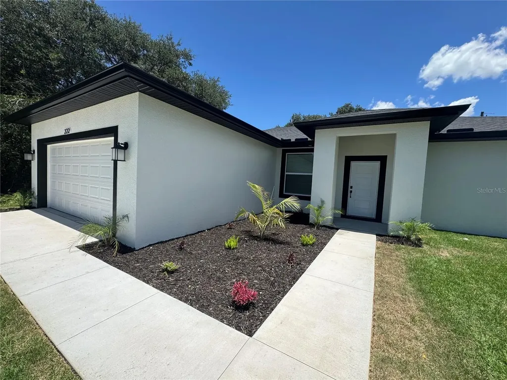 222 Florida Avenue Dundee FL 33838