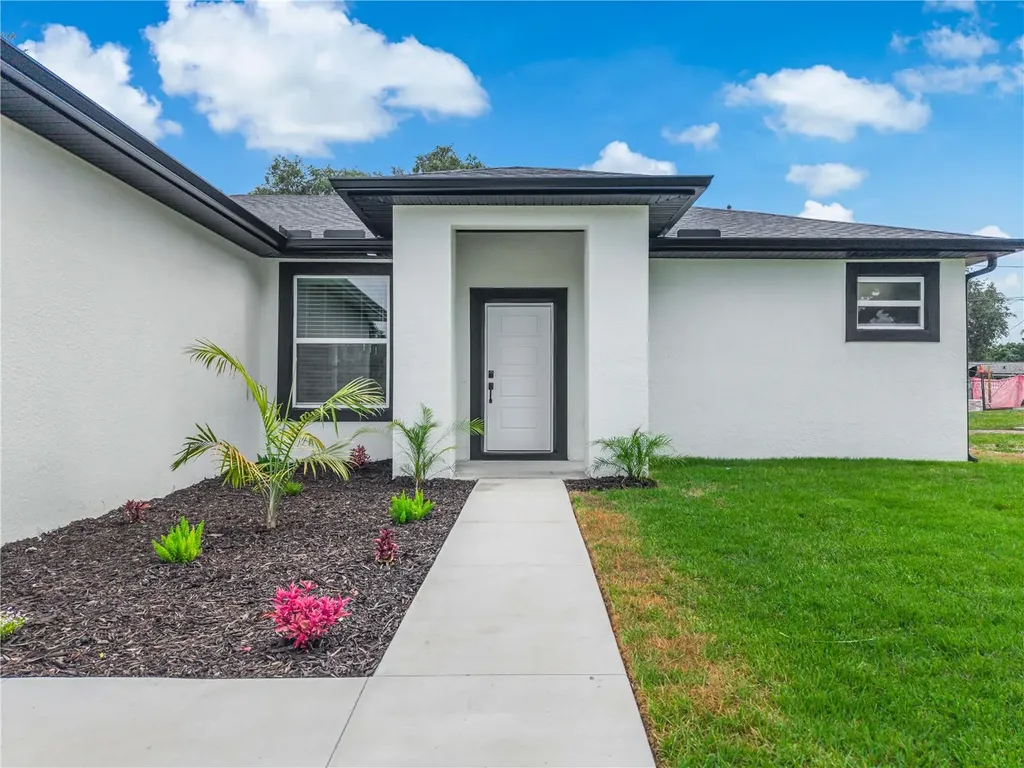 222 Florida Avenue Dundee FL 33838