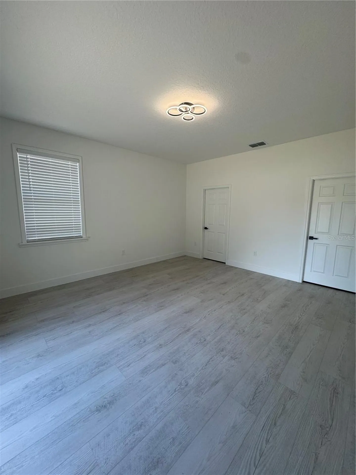 222 Florida Avenue Dundee FL 33838