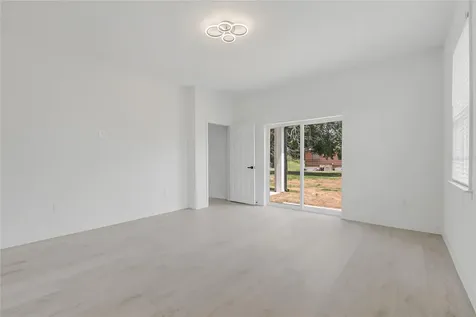 222 Florida Avenue Dundee FL 33838