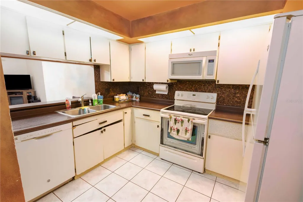 2700 Nebraska Avenue Palm Harbor FL 34684