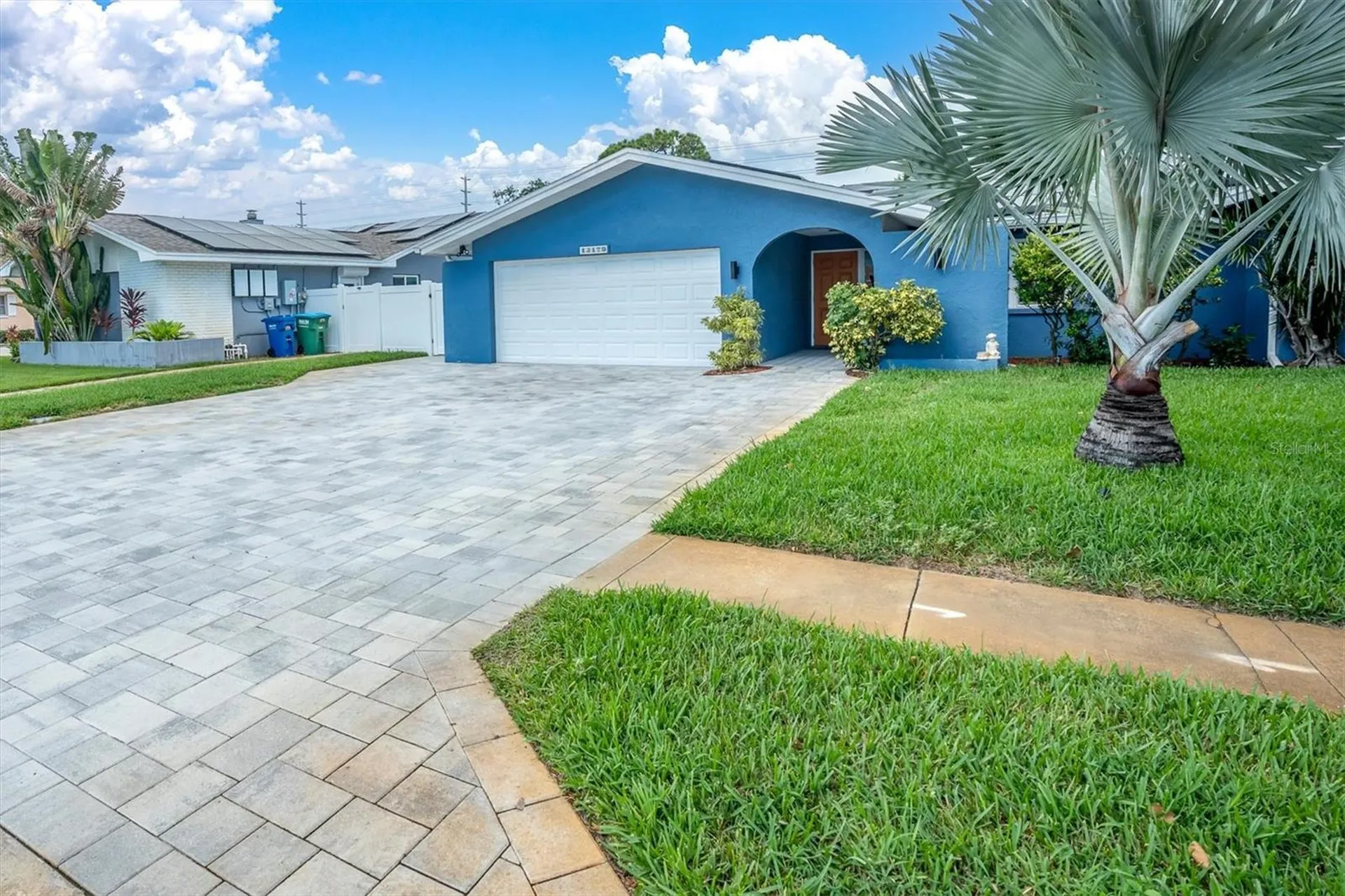 13179 Dorchester Drive Seminole FL 33776