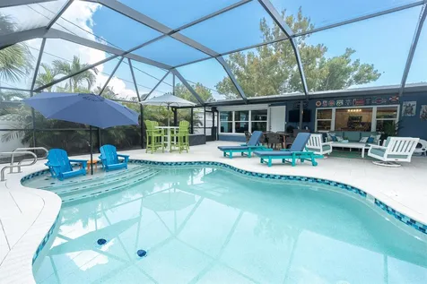 13179 Dorchester Drive Seminole FL 33776