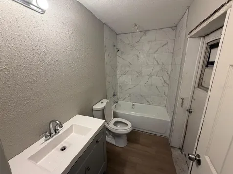 2612 9th Bradenton FL 34205