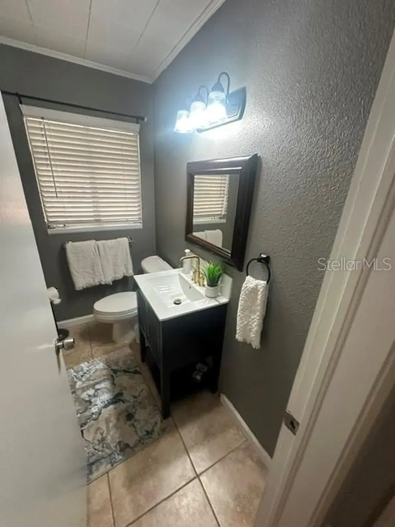 4315 W Watrous Avenue Tampa FL 33629