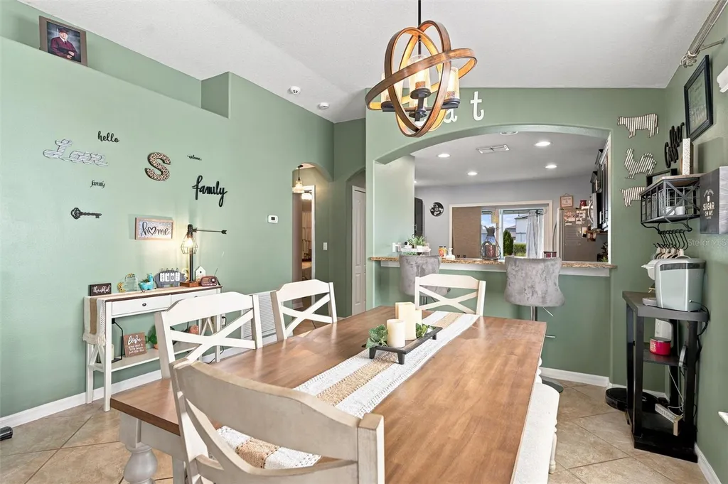 1111 Seminole Sky Drive Ruskin FL 33570