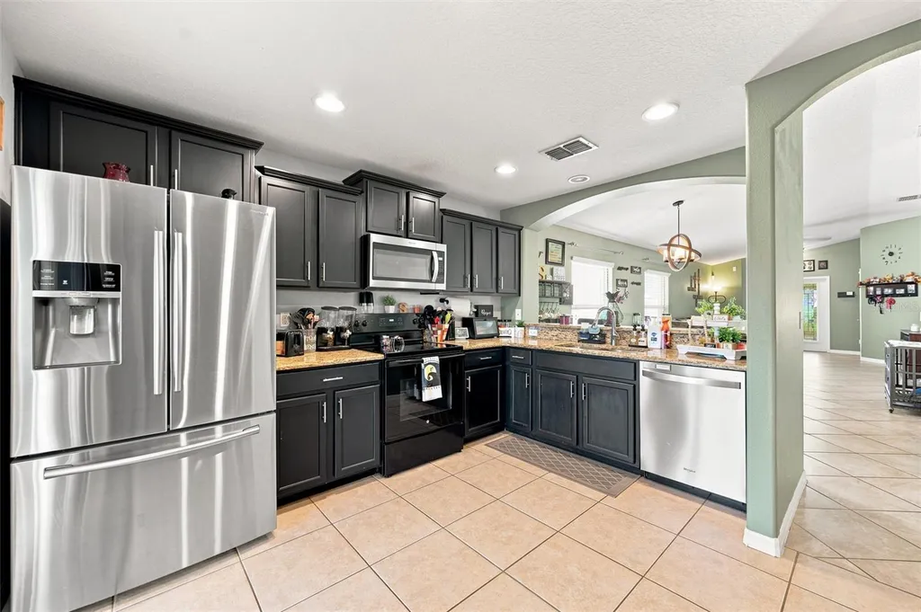 1111 Seminole Sky Drive Ruskin FL 33570
