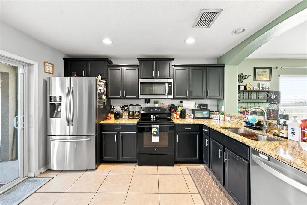 1111 Seminole Sky Drive Ruskin FL 33570