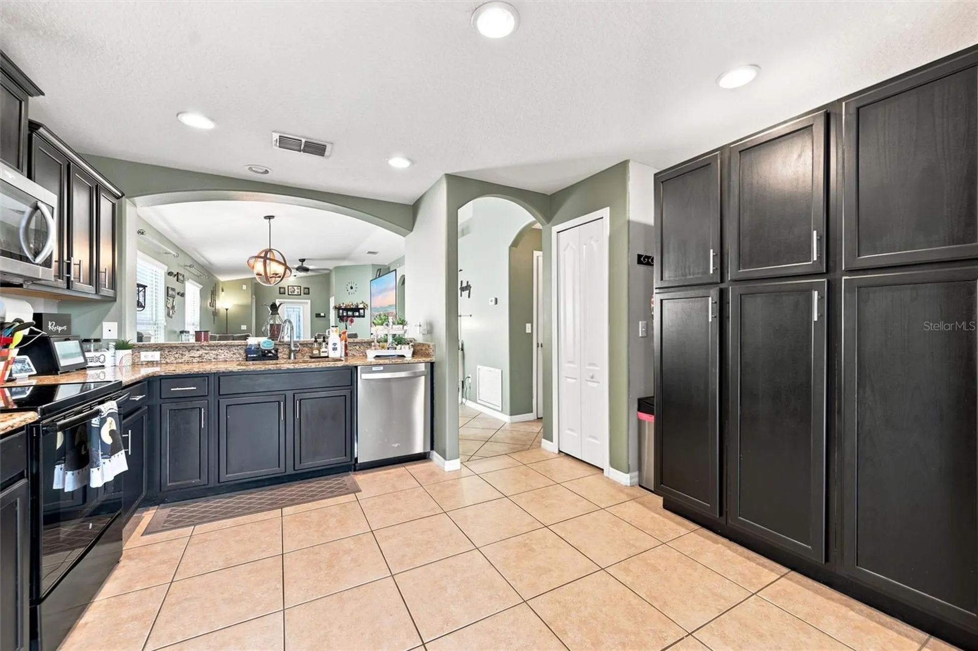 1111 Seminole Sky Drive Ruskin FL 33570