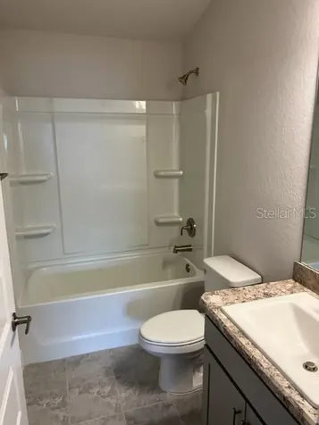 2206 NW 23rd Loop Ocala FL 34475