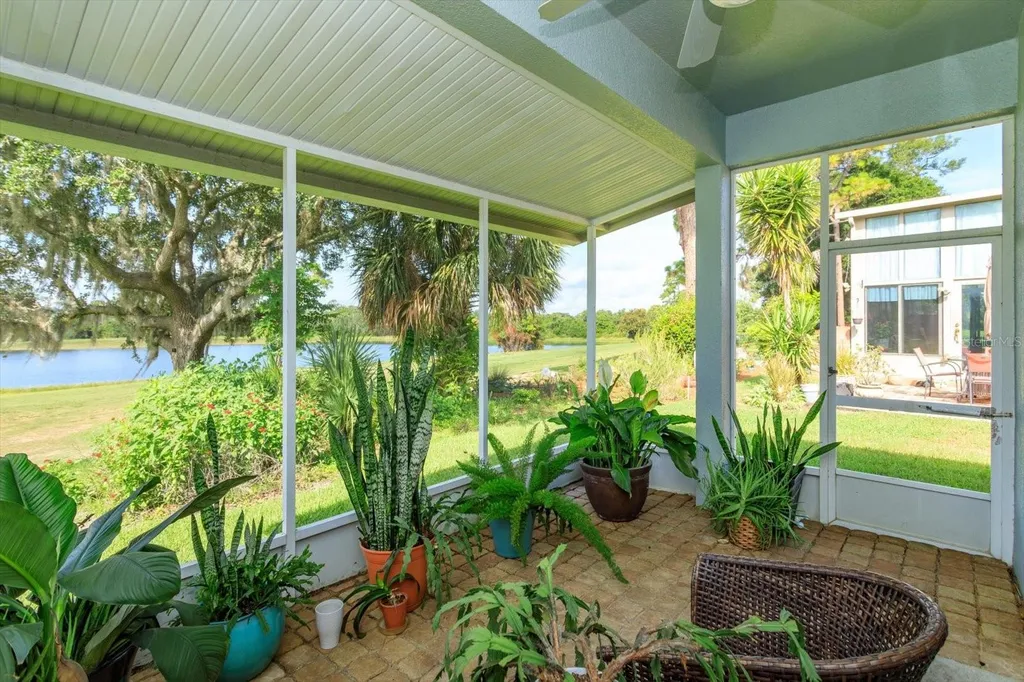 53 Spring Glen Drive Debary FL 32713