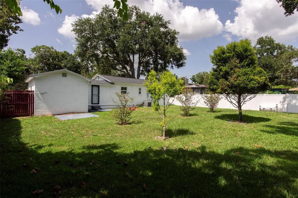 5130 Burlington Avenue N St Petersburg FL 33710