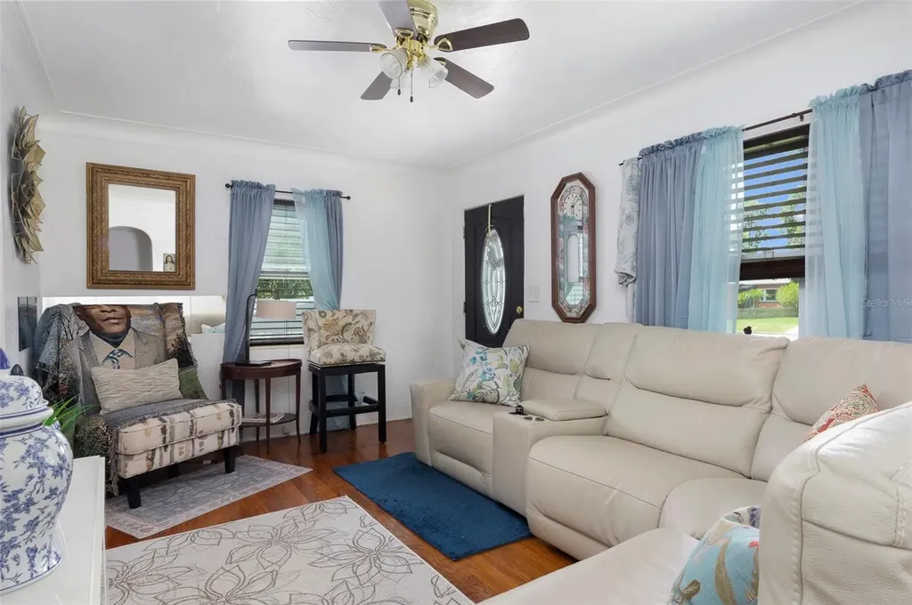 5130 Burlington Avenue N St Petersburg FL 33710