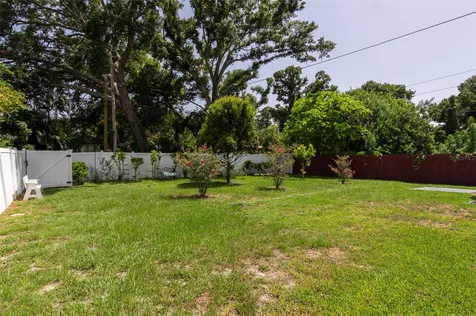 5130 Burlington Avenue N St Petersburg FL 33710