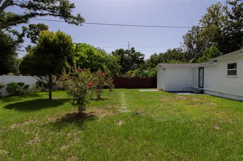 5130 Burlington Avenue N St Petersburg FL 33710