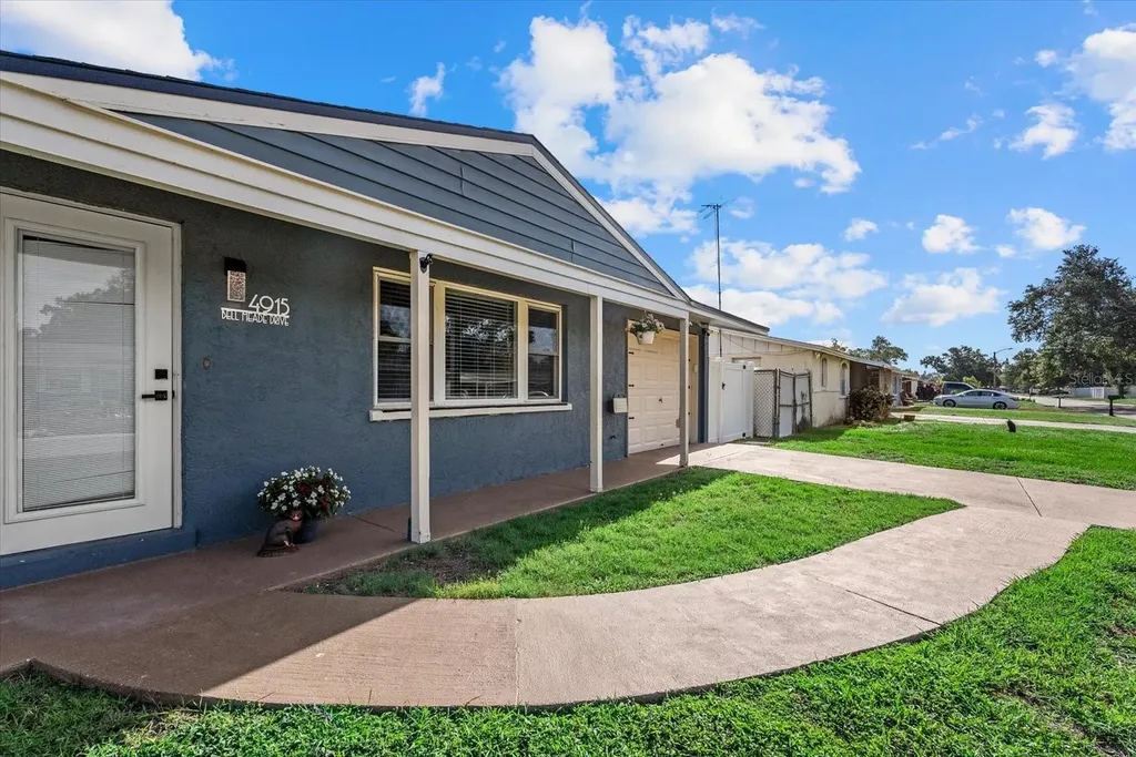 4915 Bell Meade Drive Sarasota FL 34232