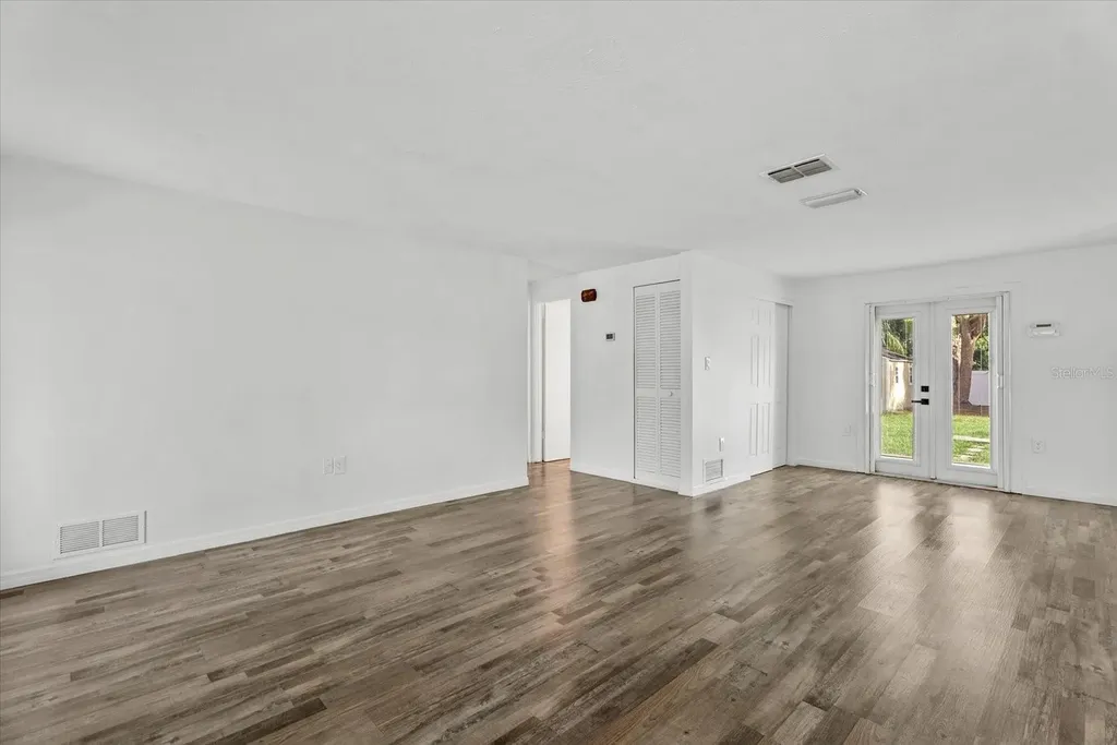 4915 Bell Meade Drive Sarasota FL 34232