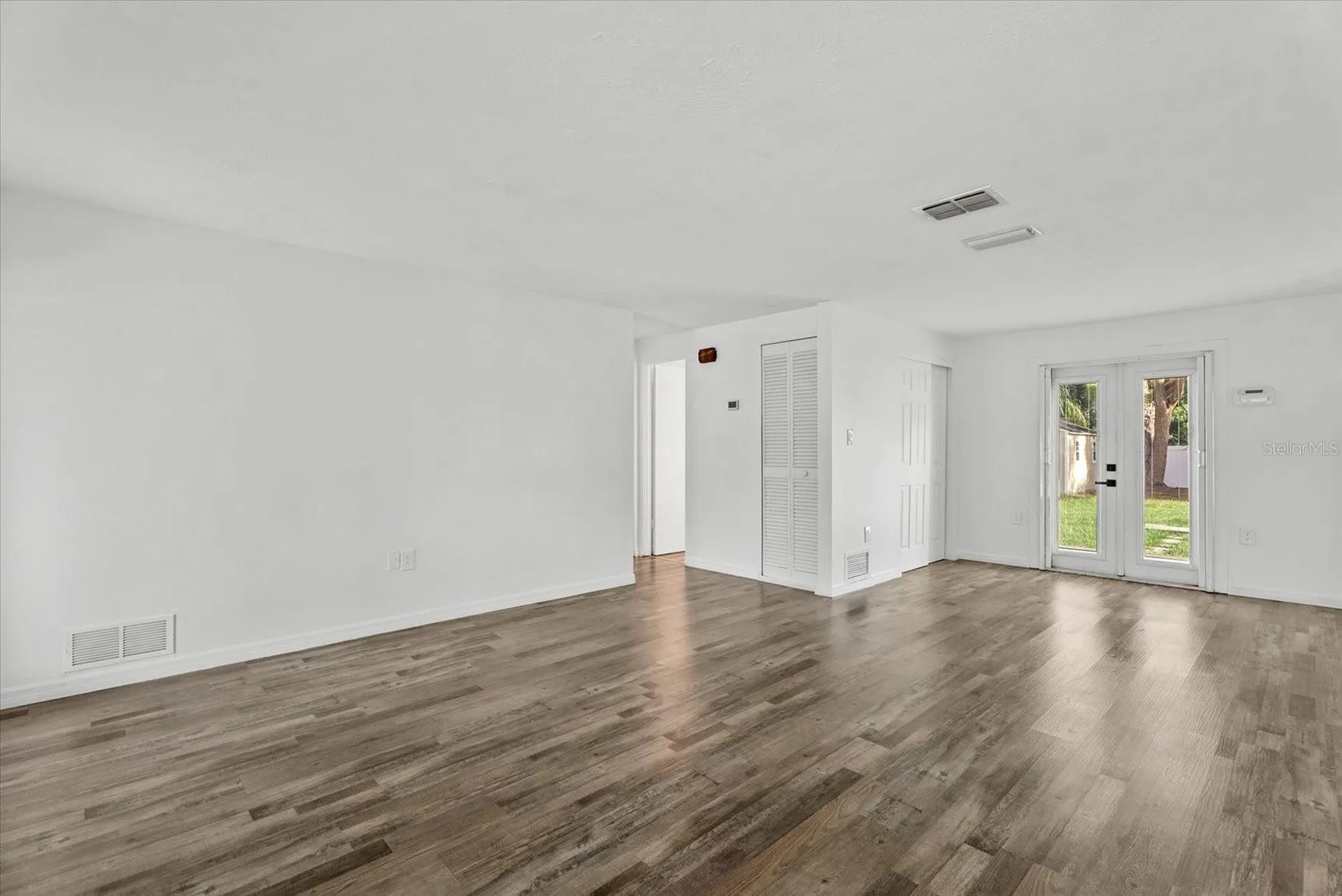 4915 Bell Meade Drive Sarasota FL 34232