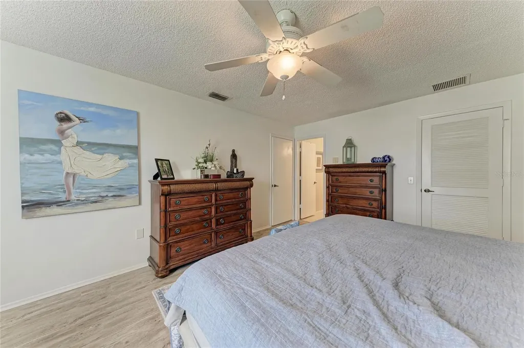 5209 34th Street Court W Bradenton FL 34210