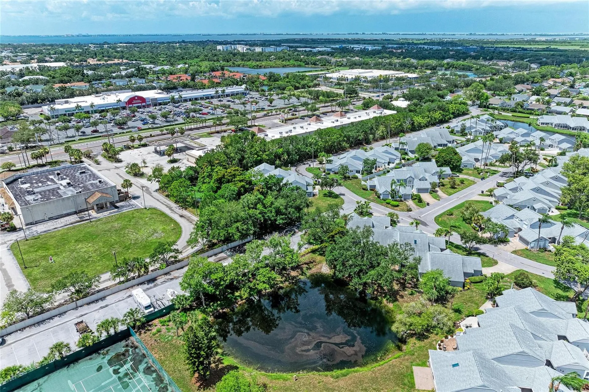 5209 34th Street Court W Bradenton FL 34210
