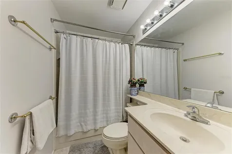 5209 34th Street Court W Bradenton FL 34210