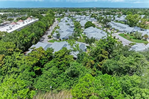 5209 34th Street Court W Bradenton FL 34210