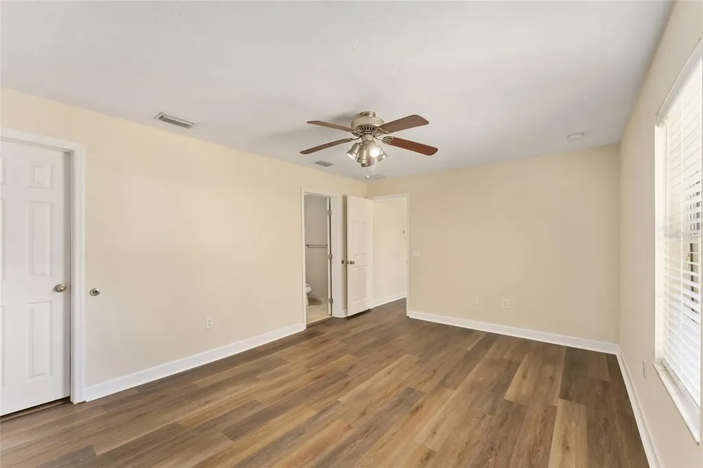 18673 NW 252nd Street High Springs FL 32643