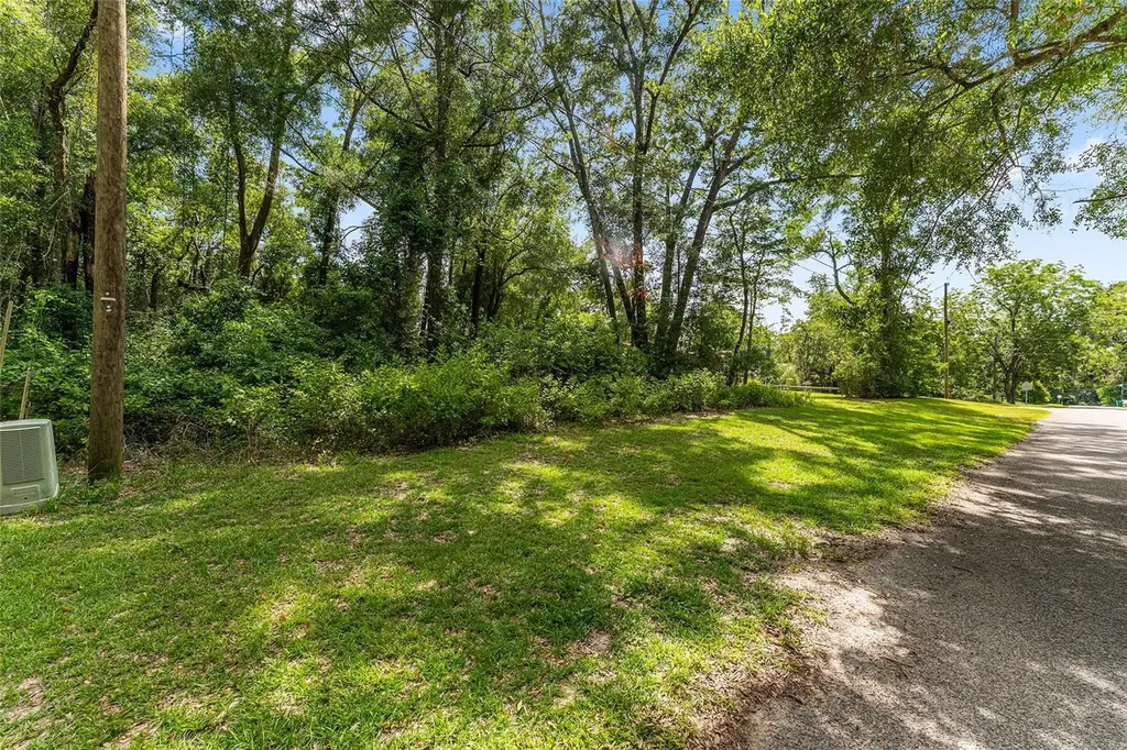 18673 NW 252nd Street High Springs FL 32643