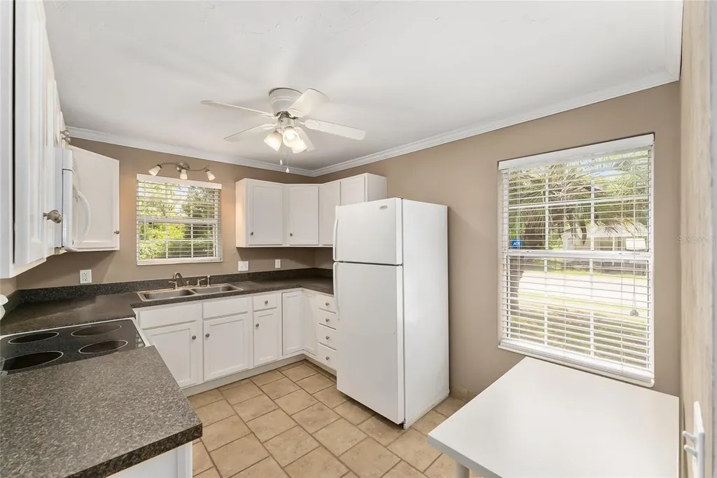 18673 NW 252nd Street High Springs FL 32643