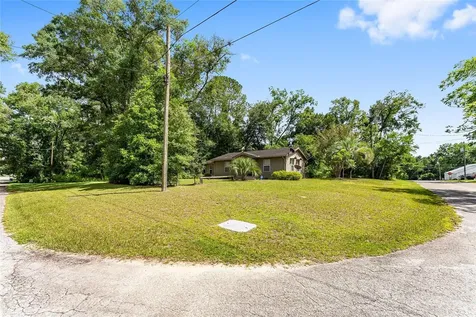 18673 NW 252nd Street High Springs FL 32643