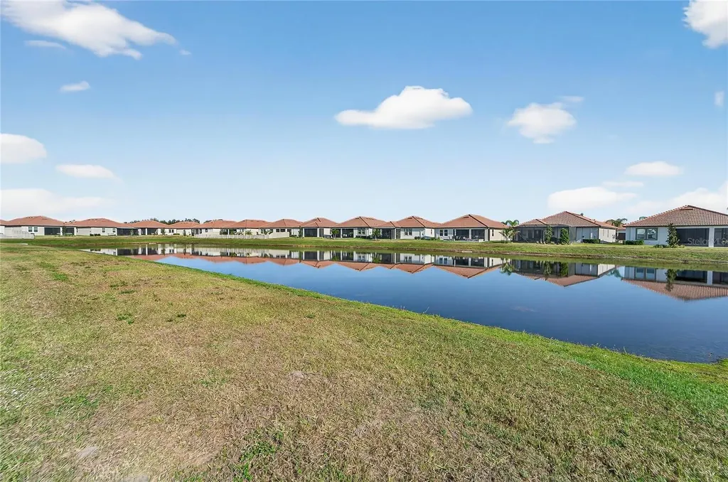 17216 Scuba Crest Street Wimauma FL 33598