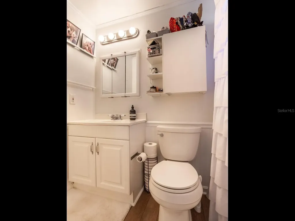 2812 W Shelton Avenue Tampa FL 33611