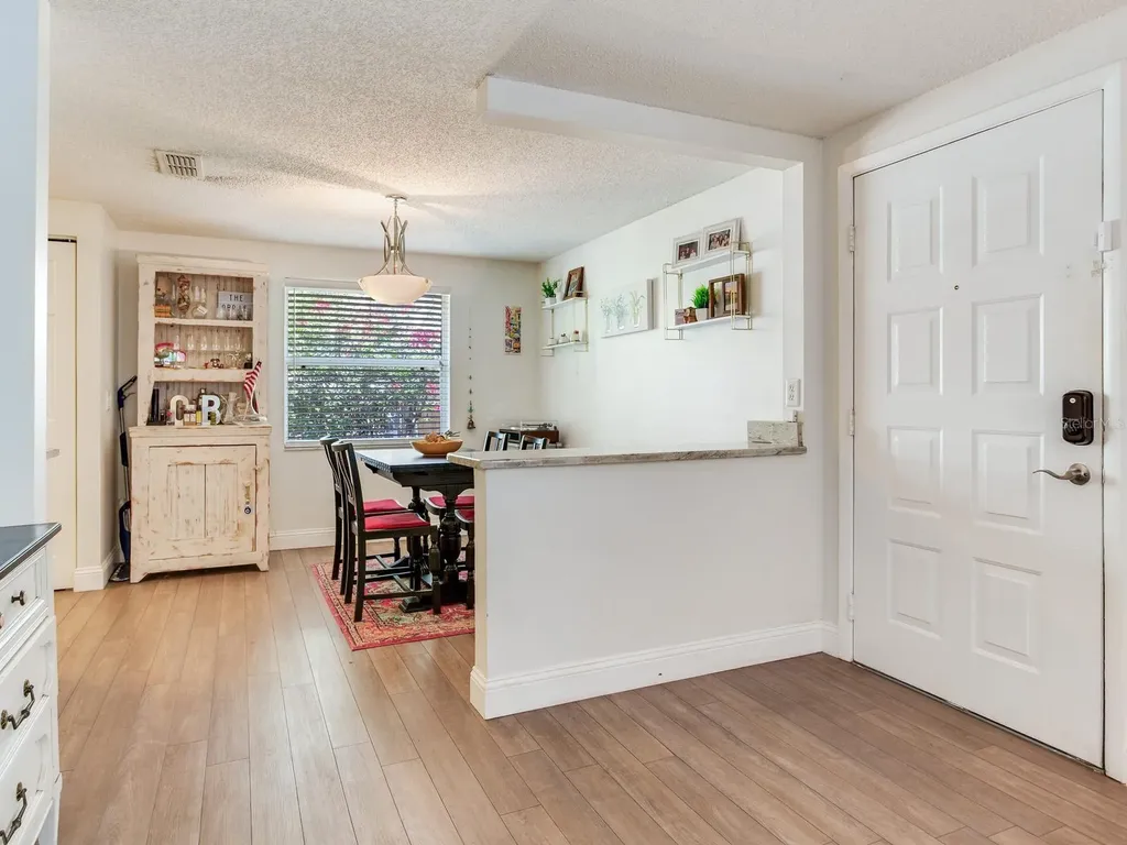 2812 W Shelton Avenue Tampa FL 33611